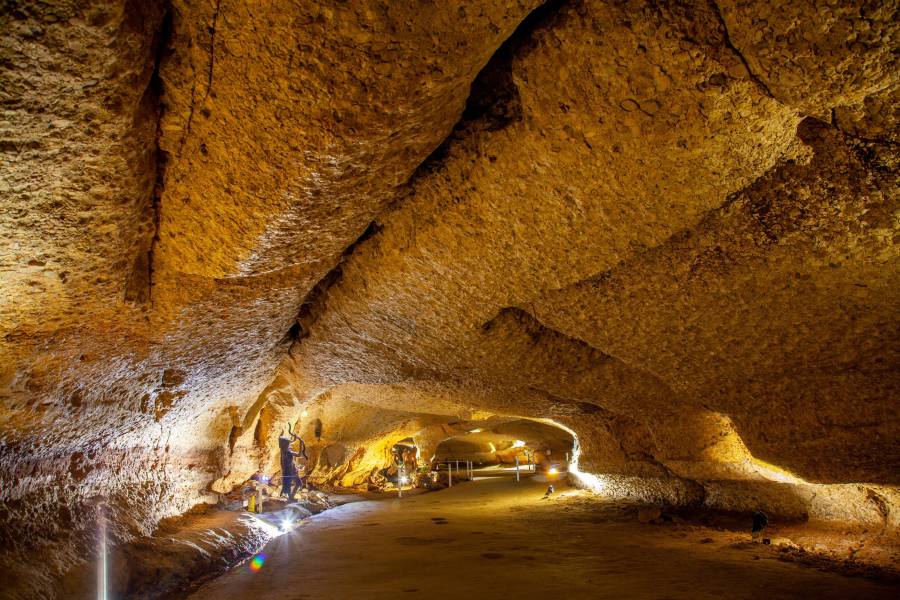 Photo: Prehistoric caves of L'Espluga del Francolí