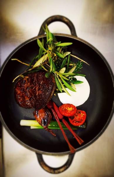 Customized kitchen during your stay