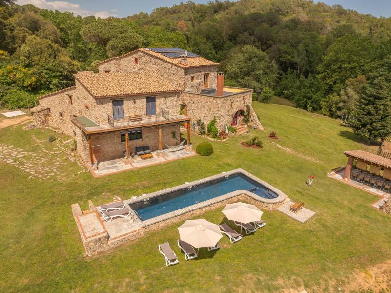 Holiday homes in Catalonia in October