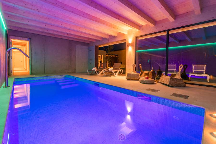 Holiday cottages in Cornellà del Terri