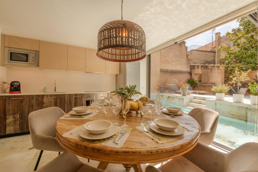 La Vila Monells