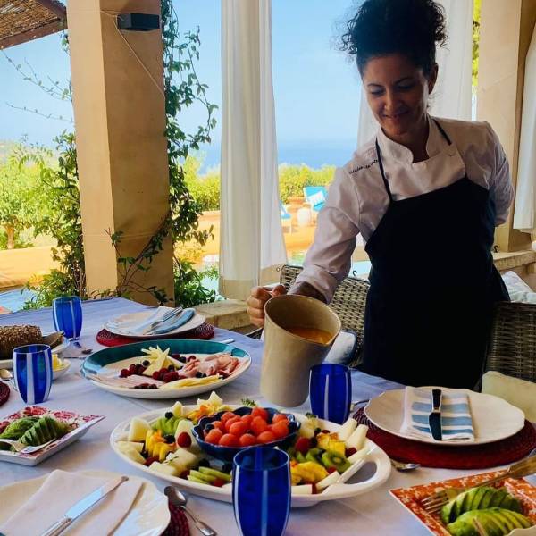 Customized kitchen during your stay