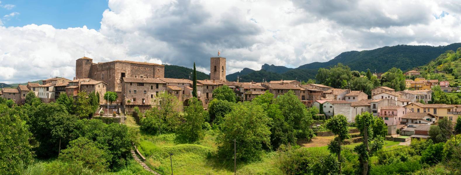 Photo : Village médiéval de Santa Pau