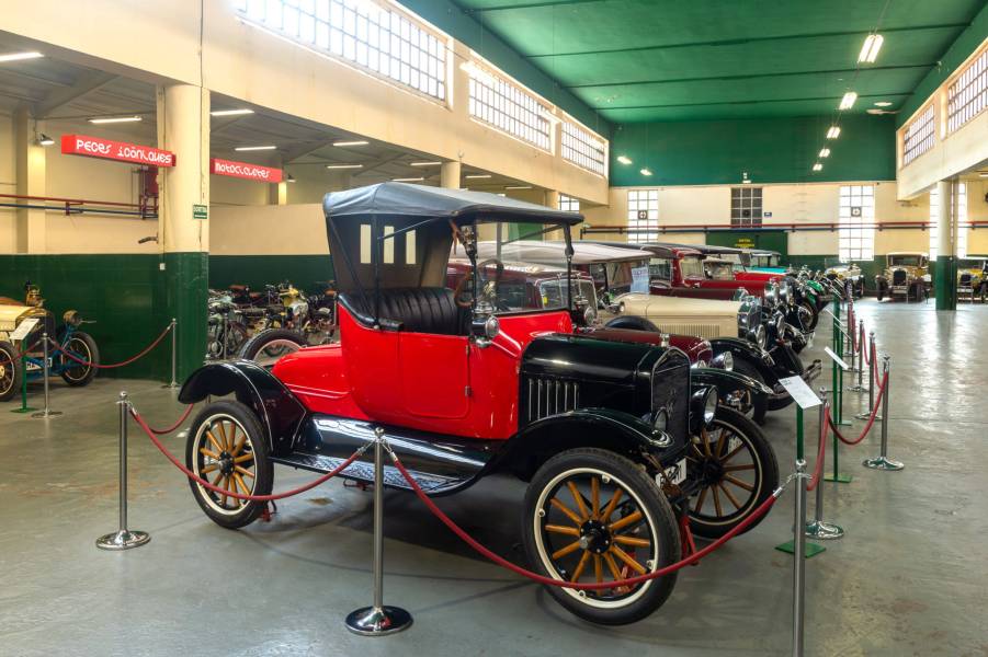 Photo: Automobile Museum