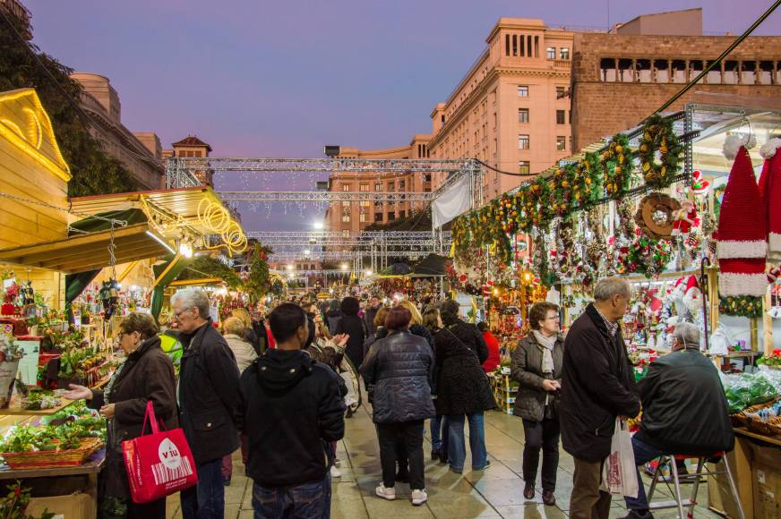 Enjoy the most authentic Christmas at Santa Llúcia’s Christmas market