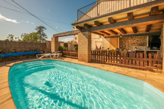 Holiday cottages in Vilajuïga