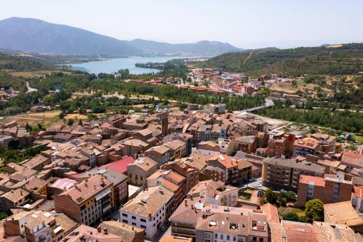 Holiday cottages La Pobla de Segur