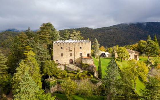 Gîtes de charme à Montesquiu