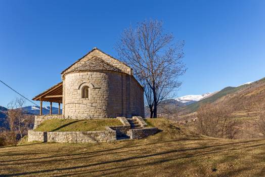 Holiday cottages in Pardines