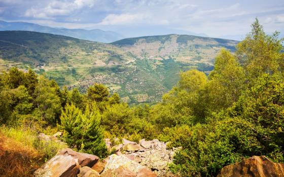 Cases rurals a Josa i Tuixén