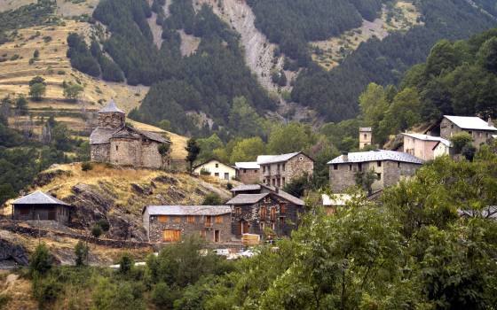 Cases rurals a Capdella