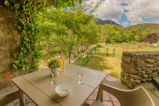 Can Martinot, la casa del riu